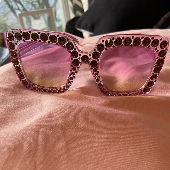 Hot Pink Rginestone Sunglasses - Picture 1 of 2